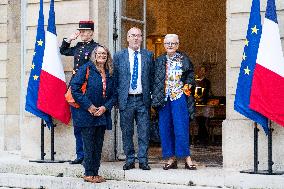 New French Government Arrives In Matignon - Paris