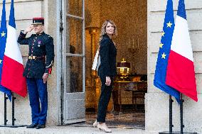 New French Government Arrives In Matignon - Paris