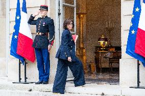 New French Government Arrives In Matignon - Paris