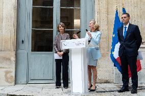 Handover Ceremony Education Ministry - Paris