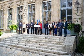 Handover Ceremony At The Ministry Of Ecology - Paris