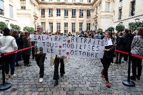 Demonstration At The Ministry Of Education - Paris