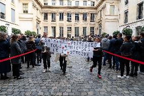 Demonstration At The Ministry Of Education - Paris