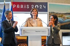 Handover Ceremony At The Ministry Of Sports - Paris