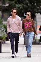 Ryan Reynolds And Blake Lively Walking Hand In Hand - NYC