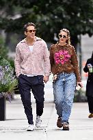 Ryan Reynolds And Blake Lively Walking Hand In Hand - NYC