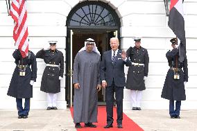 DC: President Sheikh Mohamed bin Zayed Al Nahyan hold a White House arriving