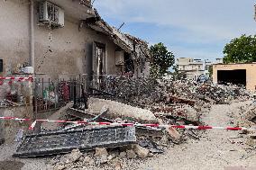 Building Collapse In The Neapolitan Area, People Are Digging Through The Rubble.