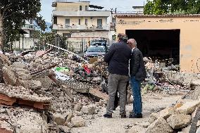 Building Collapse In The Neapolitan Area, People Are Digging Through The Rubble.