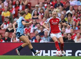 Arsenal v Manchester City - Barclays Women's Super League