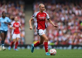 Arsenal v Manchester City - Barclays Women's Super League