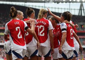 Arsenal v Manchester City - Barclays Women's Super League