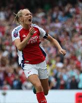 Arsenal v Manchester City - Barclays Women's Super League