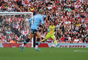 Arsenal v Manchester City - Barclays Women's Super League