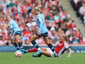 Arsenal v Manchester City - Barclays Women's Super League