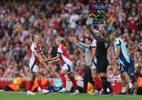 Arsenal v Manchester City - Barclays Women's Super League