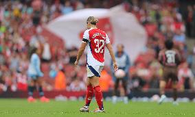 Arsenal v Manchester City - Barclays Women's Super League