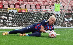 Tottenham Hotspur v Crystal Palace - Barclays Women's Super League