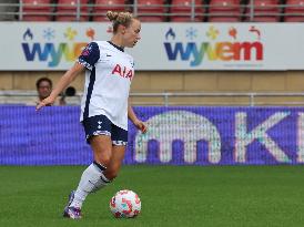 Tottenham Hotspur v Crystal Palace - Barclays Women's Super League