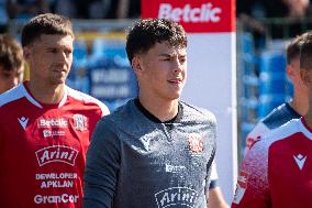 Hutnik Krakow v Resovia Rzeszow - Betclic 2 Liga