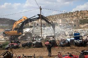 Israeli Forces Demolish Two Homes - Hebron