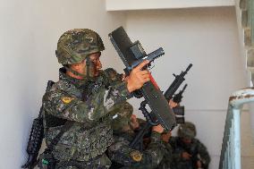 SWAT Team Members Undergo A Training Session in Liuzhou