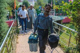 Distribution Of Electronic Voting Machines (EVM) On The Eve Of The Second Phase Of Voting During Assembly Elections In Kashmir