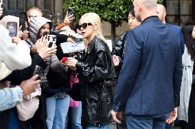 Jisoo Of Blackpink Arrives At The Ritz - Paris