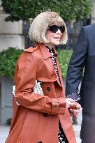 Anna Wintour Leaving The Ritz - Paris