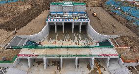 Huaihe River Basin Flood Control System Construction