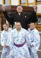 Sumo: Onosato earns promotion to ozeki