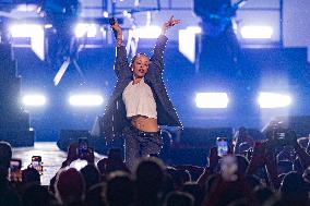 iHeartRadio Festival Show - Las Vegas