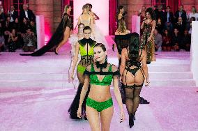 PFW - Etam Runway