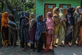 Second Phase Of Assembly Elections Begins In Kashmir