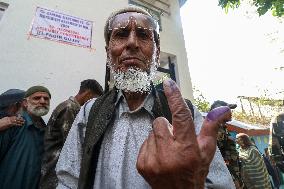 Second Phase Of Assembly Elections Begins In Kashmir