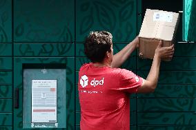 Poland Parcel Lockers