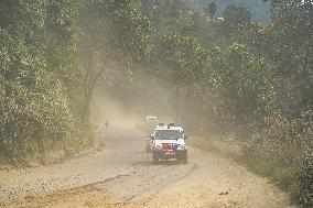 Passengers Suffer From Dust Pollution While Traveling On Prithvi Highway In Dhading.