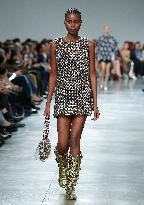 PFW - Paco Rabanne Runway