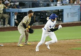 Baseball: Padres vs. Dodgers