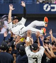 Baseball: Retirement ceremony of Buffaloes' Okada