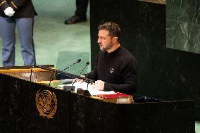 Zelensky Warns Of Russia Threat At UN - NYC