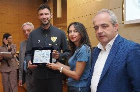 GIOCHI OLIMPICI - Olimpiadi Parigi 2024 - Commemorative plaques delivered to athletes from Emilia Romagna for participation in t