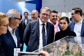 Francois Durovray Visits Congress Of Regions - Strasbourg