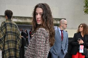 PFW Chloe Outside Arrivals