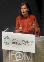 Queen Letizia At World Cancer Research Day Annual Meeting - Milan