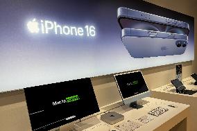 Apple IPhone16 In Poland