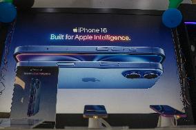 Apple's New IPhone 16 Series Launch In Stores In Kashmir, India