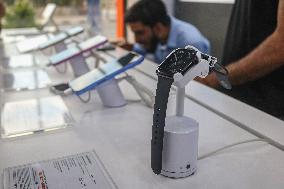 Apple's New IPhone 16 Series Launch In Stores In Kashmir, India