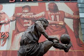 Arsenal FC v BVB Borussia Dortmund - UEFA Champions League 2014-2015