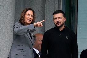 Kamala Harris meets with Volodymyr Zelenskiy - Washington